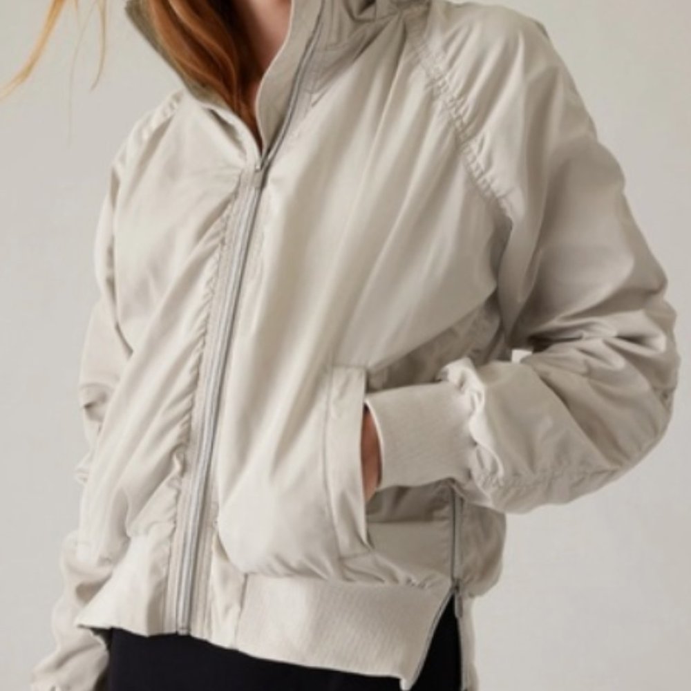 Athleta Women's Jetset Bomber Bone/Cream Size XL NWT